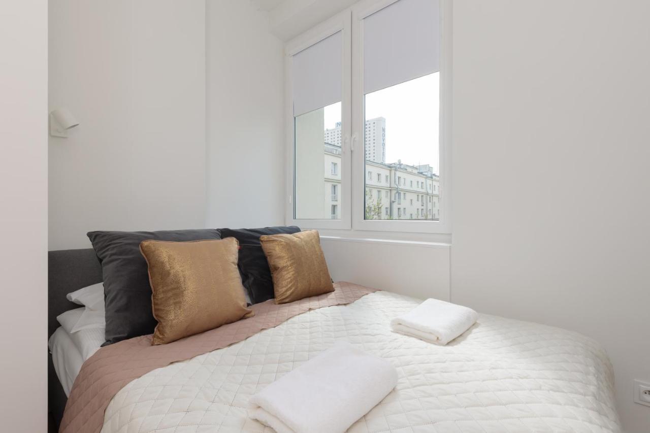 Fashionable City Center Apartment By Noclegi Renters Варшава Экстерьер фото