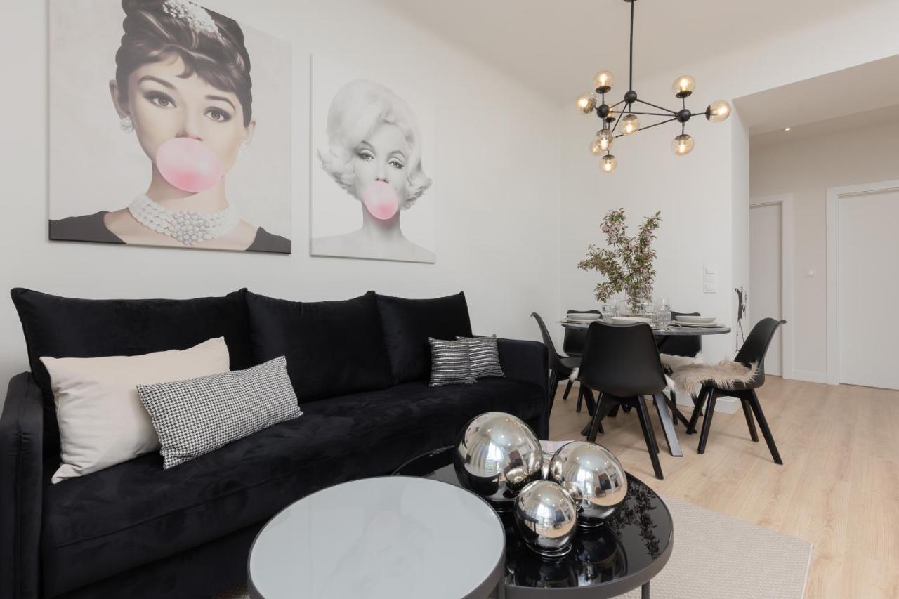 Fashionable City Center Apartment By Noclegi Renters Варшава Экстерьер фото