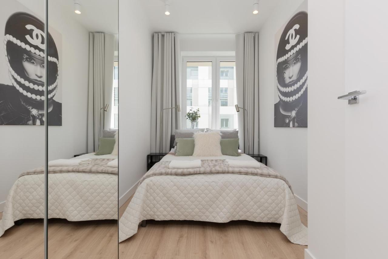 Fashionable City Center Apartment By Noclegi Renters Варшава Экстерьер фото