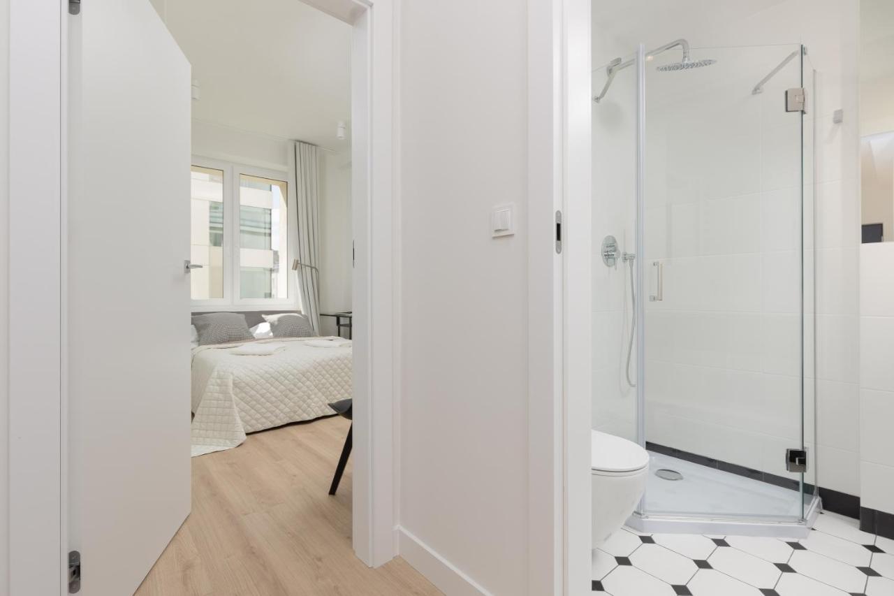 Fashionable City Center Apartment By Noclegi Renters Варшава Экстерьер фото